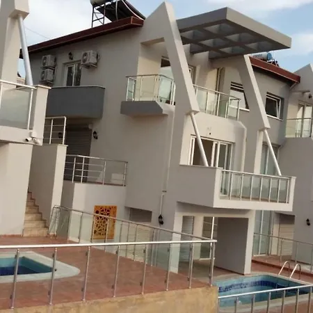 Hang Houses Villas *